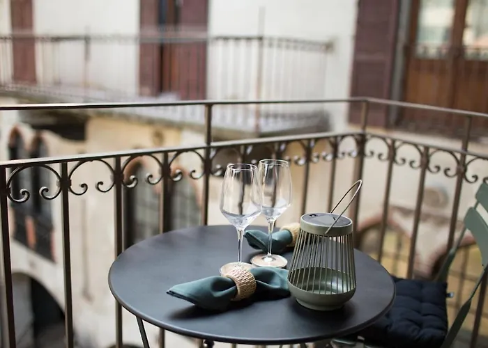 Blue Vibes 아로나